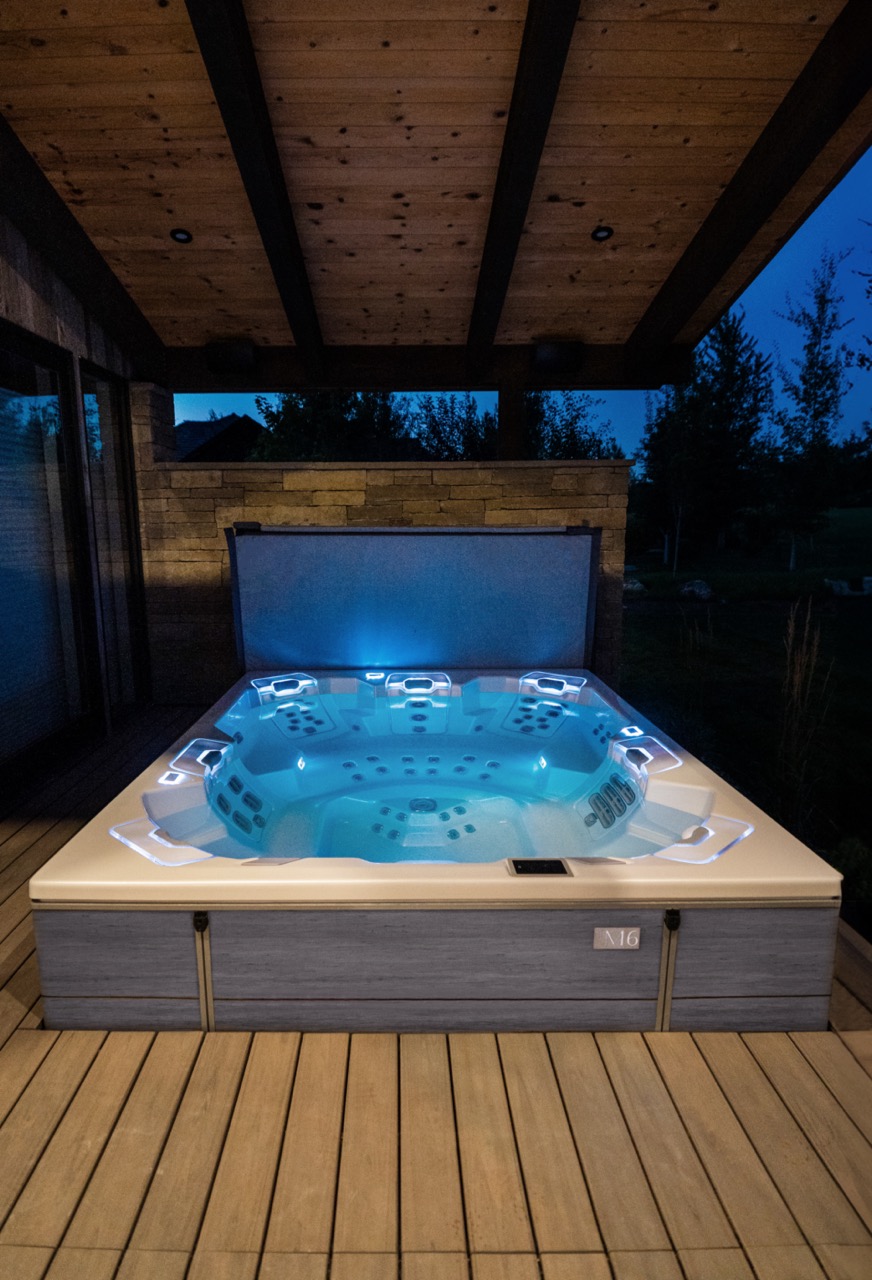 Bullfrogspas M8 Outdoor Whirlpool 239x239x96cm