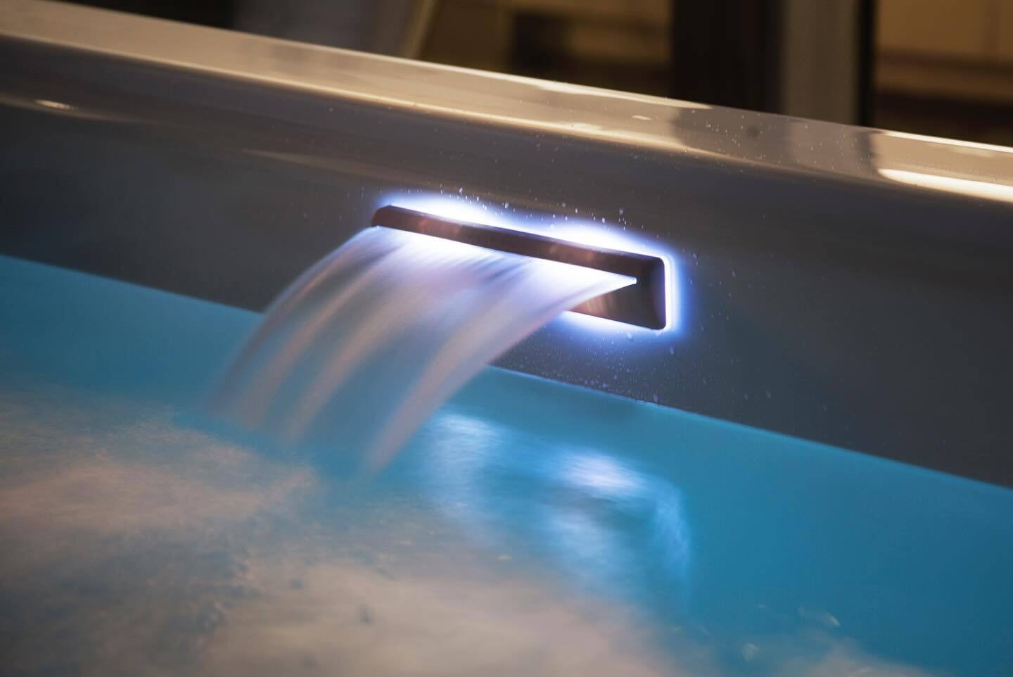 Bullfrogspas STIL5 Whirlpool 208x169x79cm