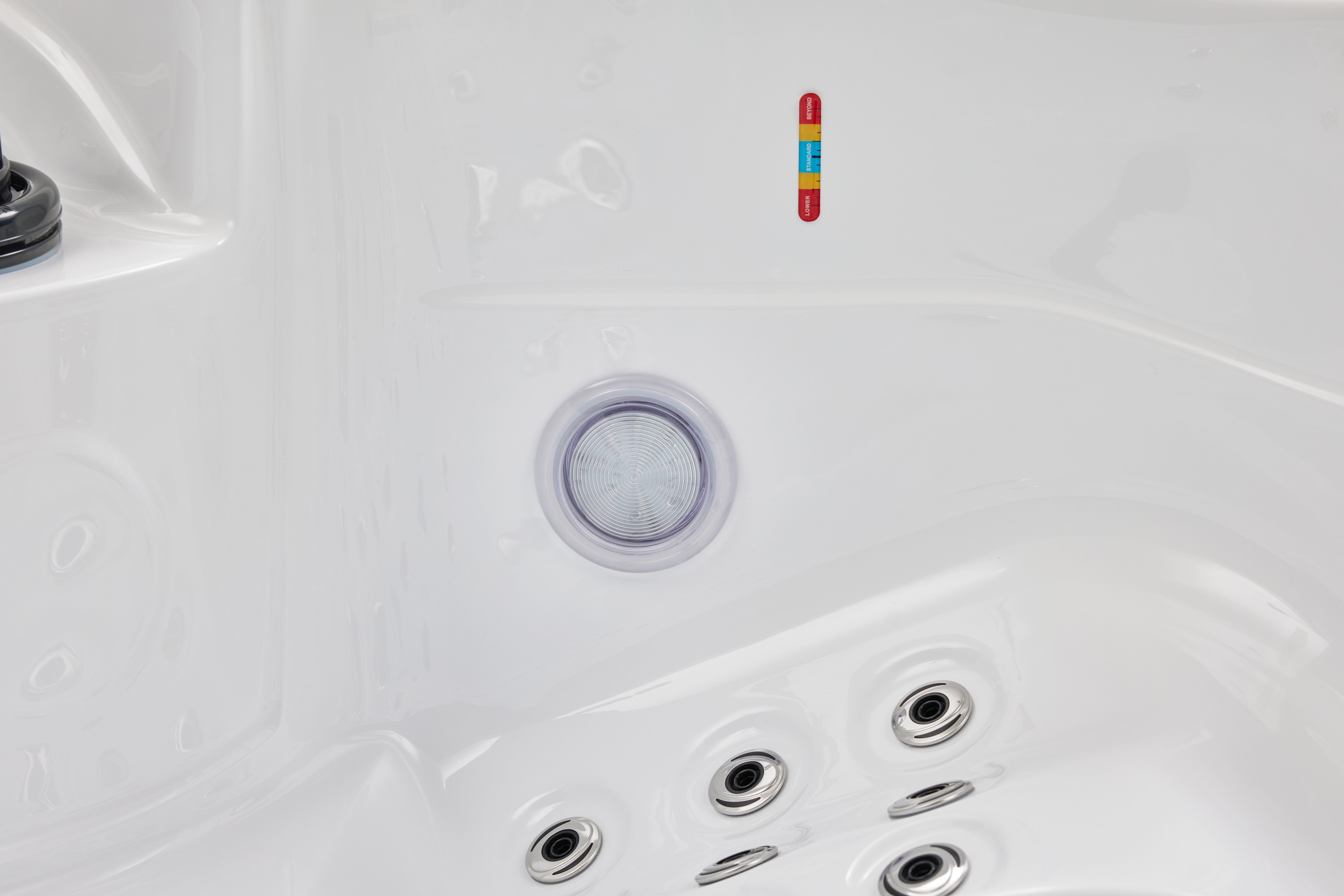 LuBoss Outdoor Whirlpool Modell LuBoss-594S Premium 215x215x90 cm LxBxH