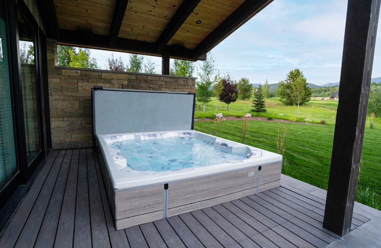 Bullfrogspas M8 Outdoor Whirlpool 239x239x96cm